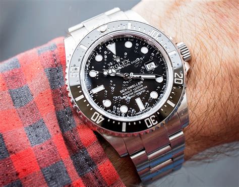 Rolex Sea Dweller 4000: Ultimate Guide on Rolex 116600 .